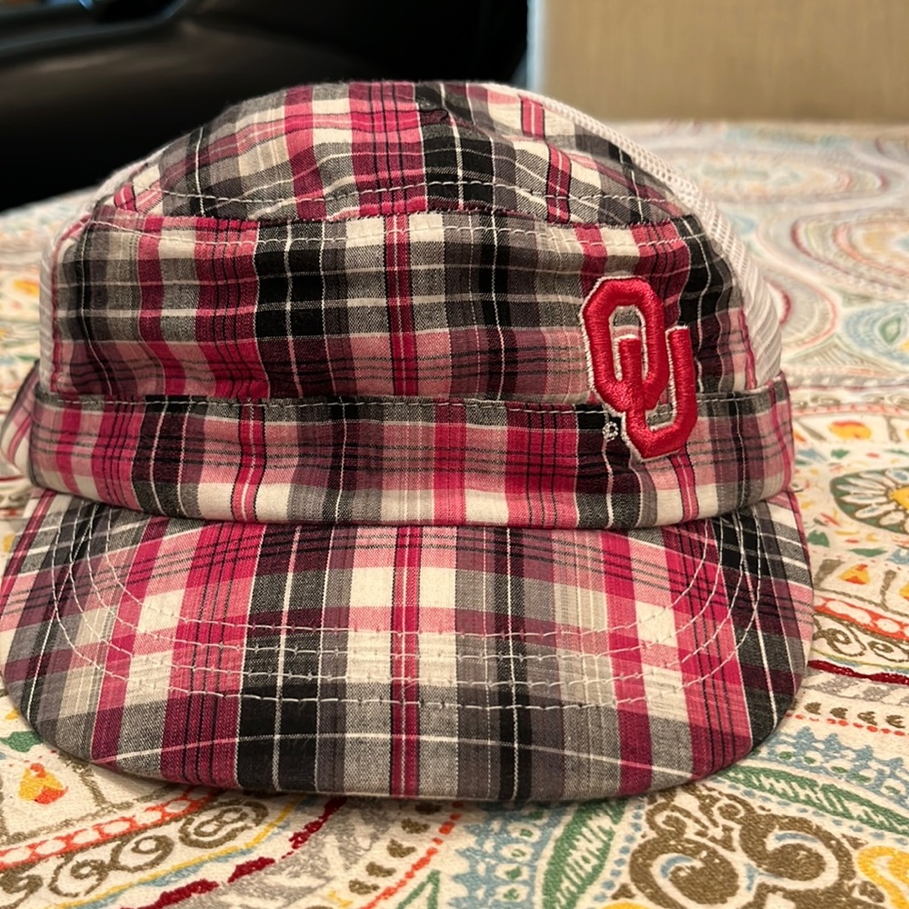 OU Adjustable Cap